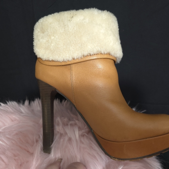 Coach Shearling Boots Apple Leather High Heel Luggage Brown Size 6.5 - Picture 8 of 13